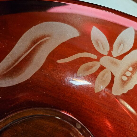 Victorian Red Etched Glass Bowl - Picture 5 of 7